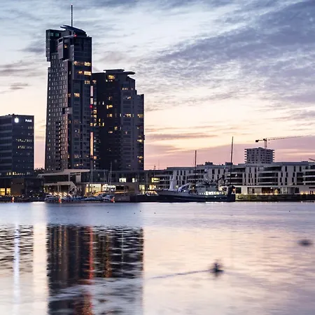 Sea Towers Luxury Apartment